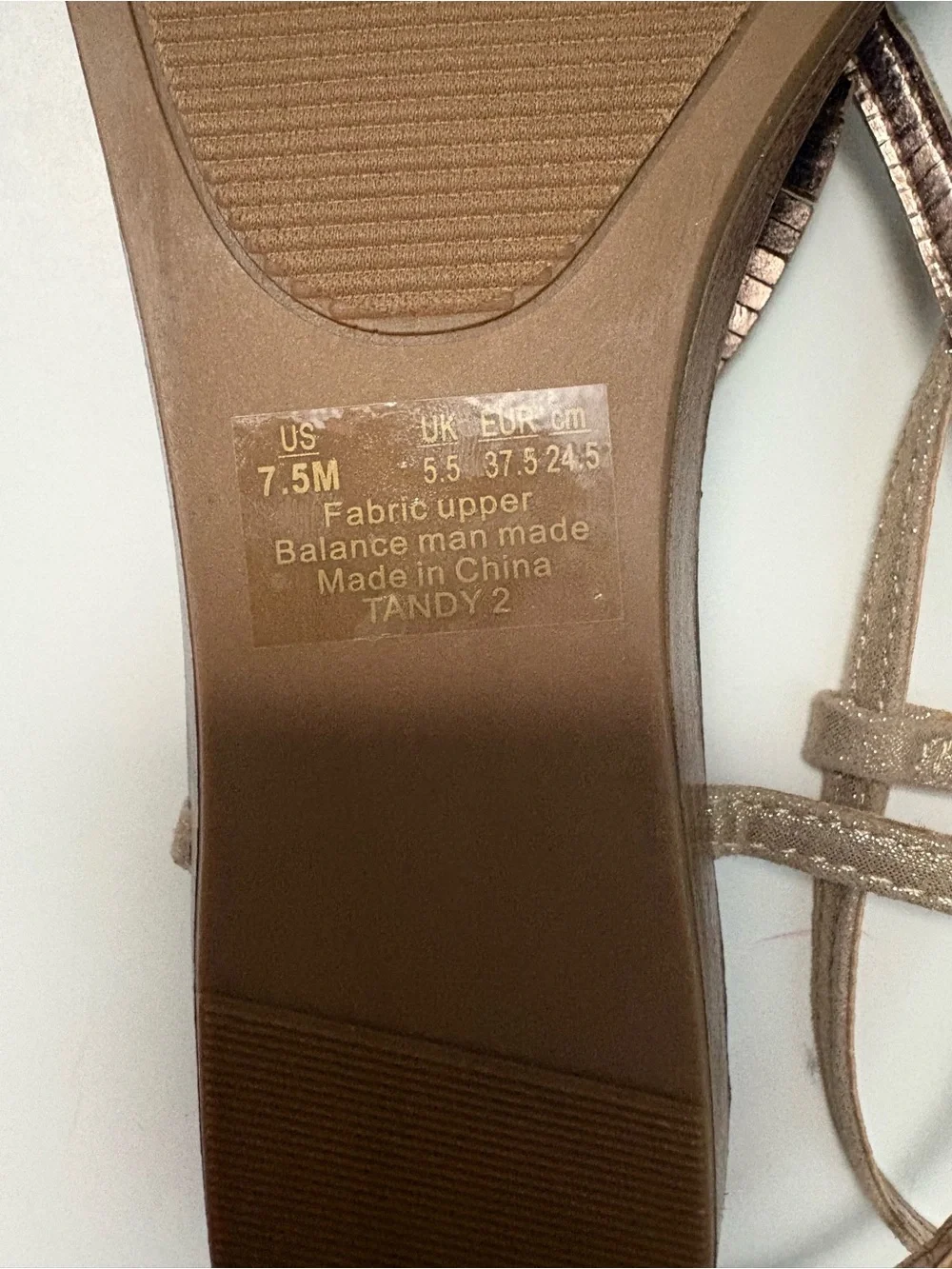 Carlos Santana Tandy thong sandals gold 7.5 M leaf/feather rhinestone boho